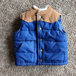 Adorable snap vest with pockets
